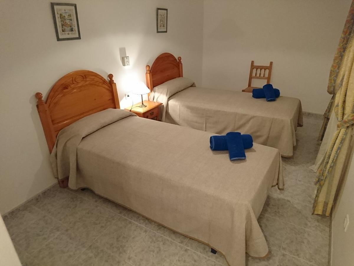 Pulguilla B Menyber Lägenhet Nerja Exteriör bild