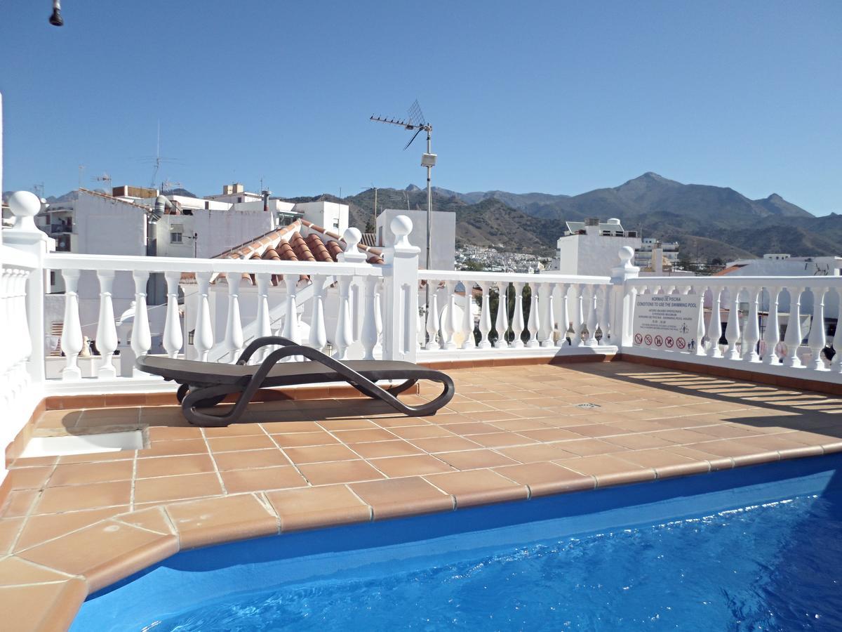 Pulguilla B Menyber Lägenhet Nerja Exteriör bild