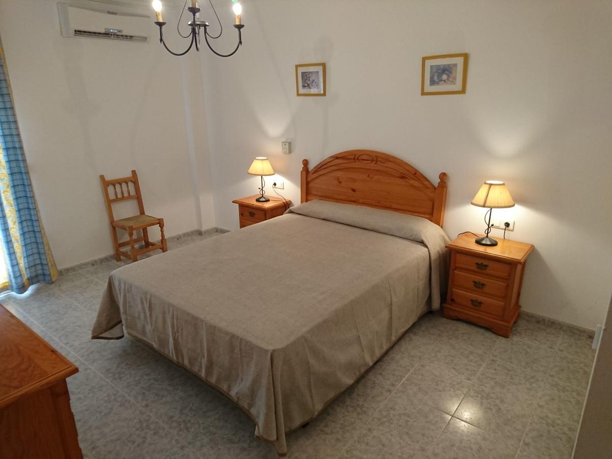 Pulguilla B Menyber Lägenhet Nerja Exteriör bild